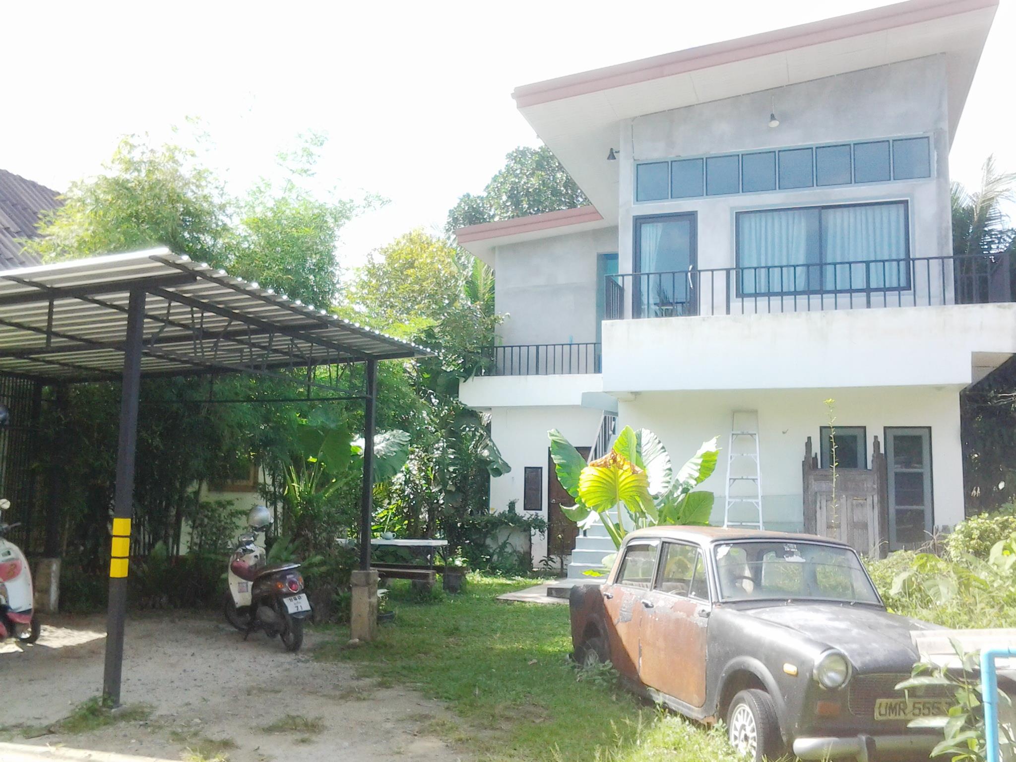 Village House TV1