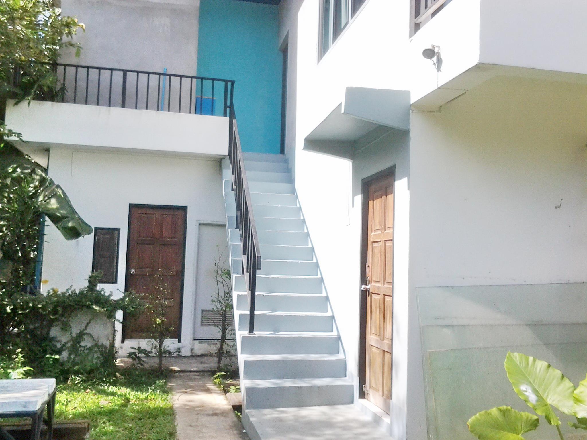 Village House TV1