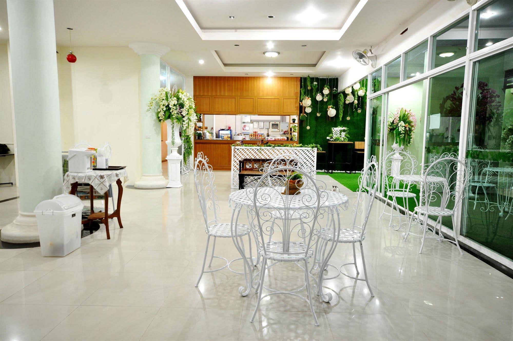 Saruda Phuket Hotel