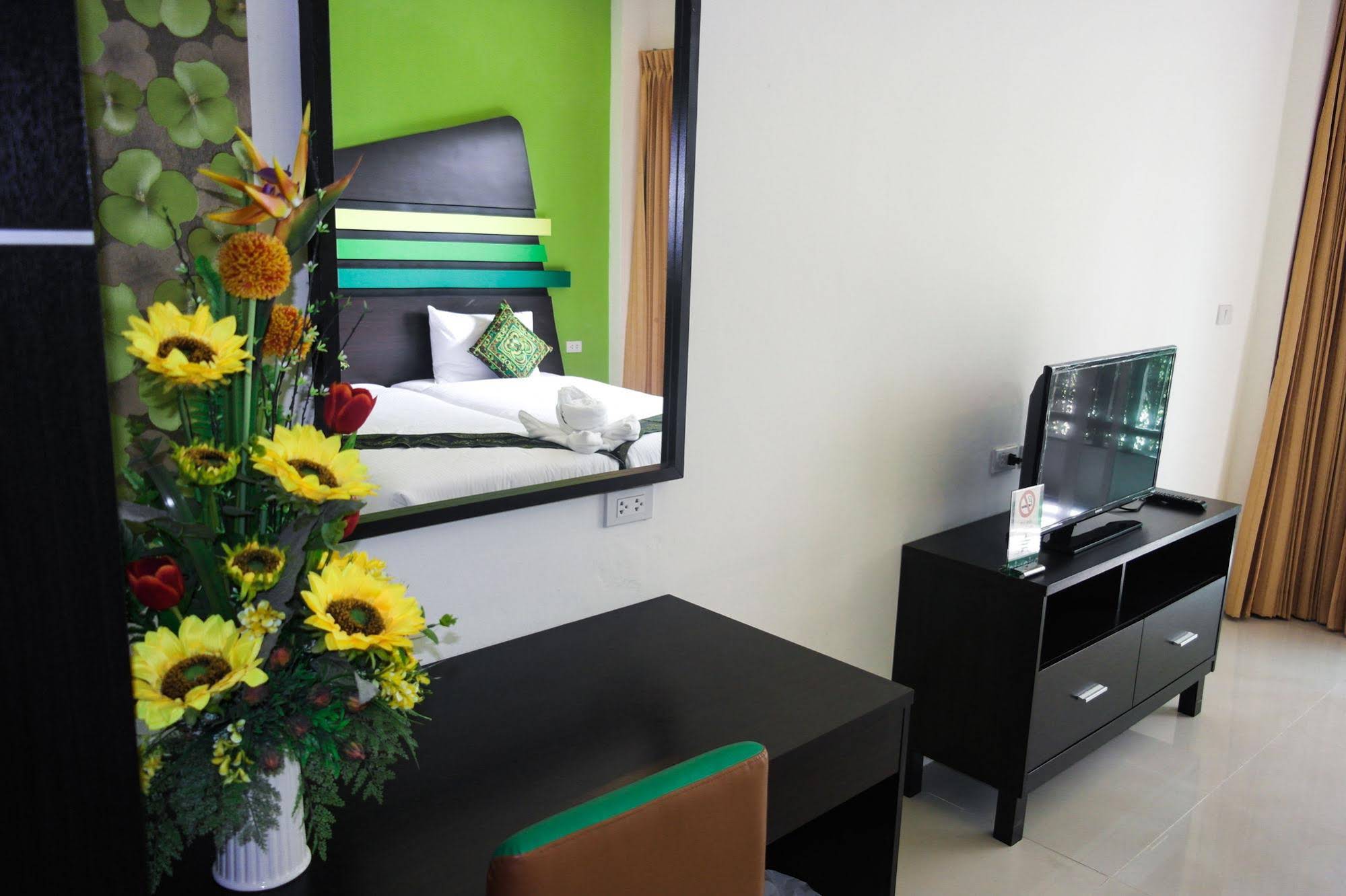 Saruda Phuket Hotel