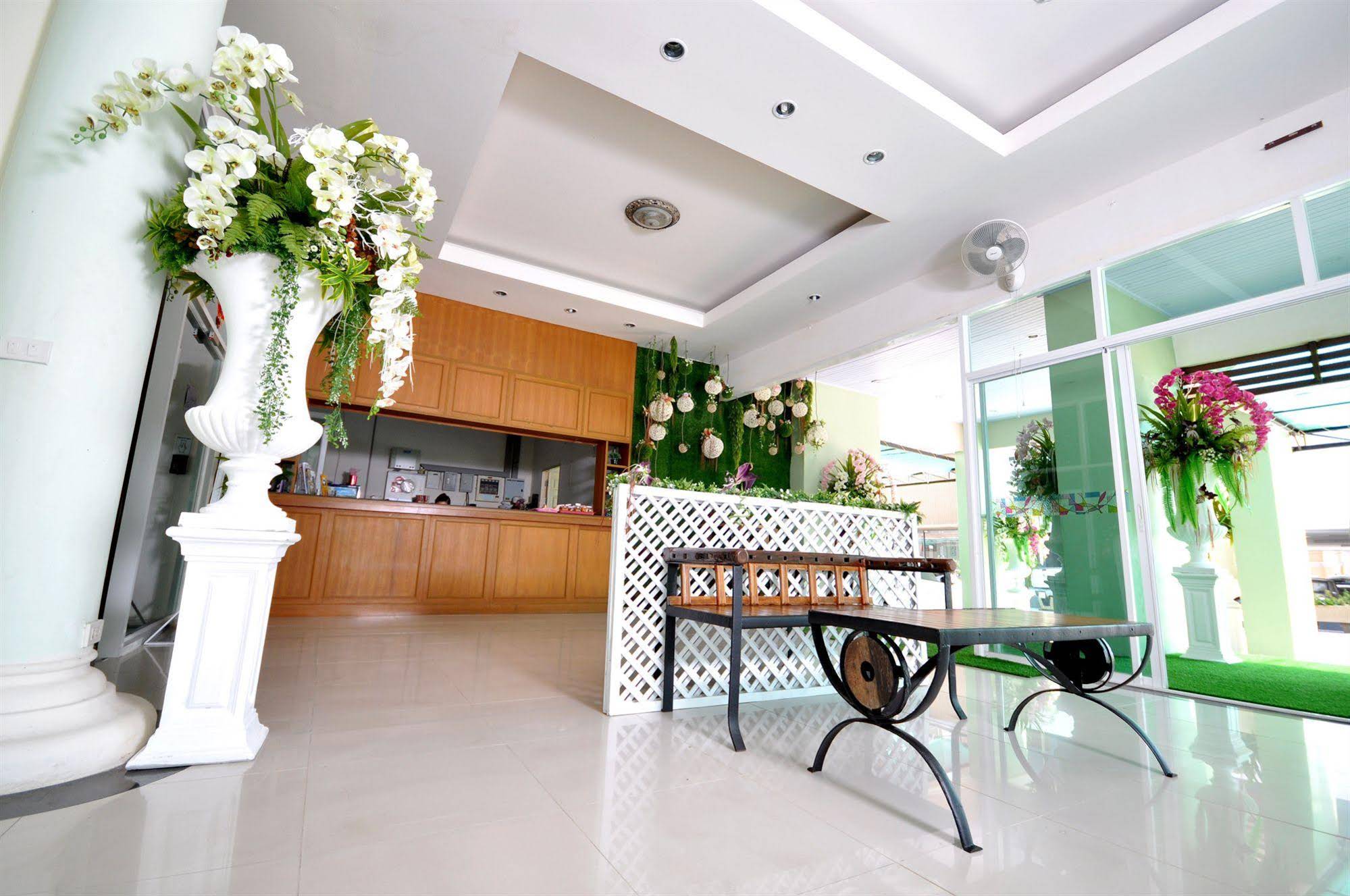 Saruda Phuket Hotel