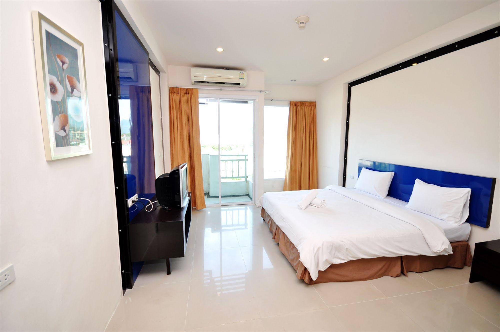 Saruda Phuket Hotel