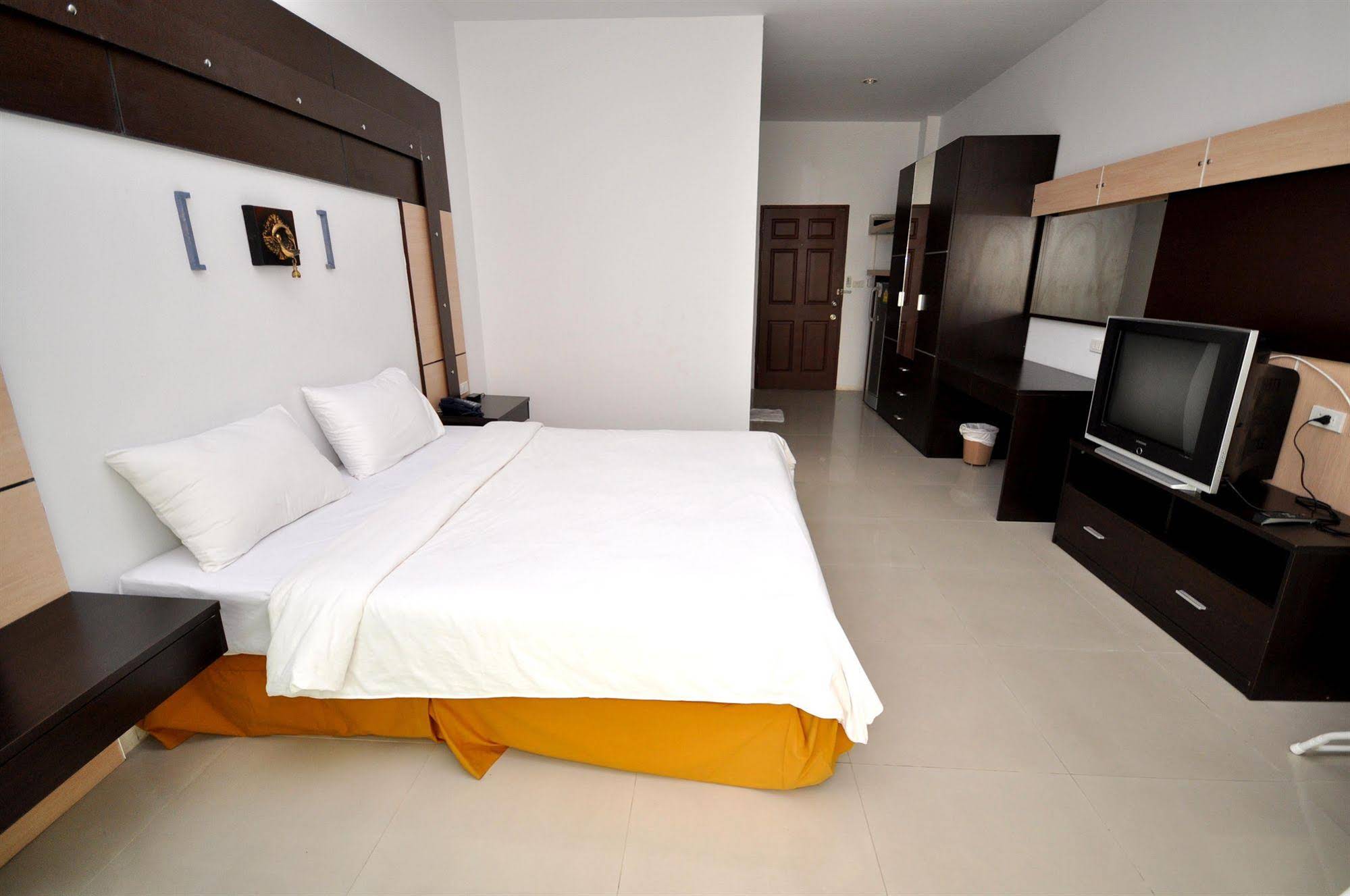 Saruda Phuket Hotel