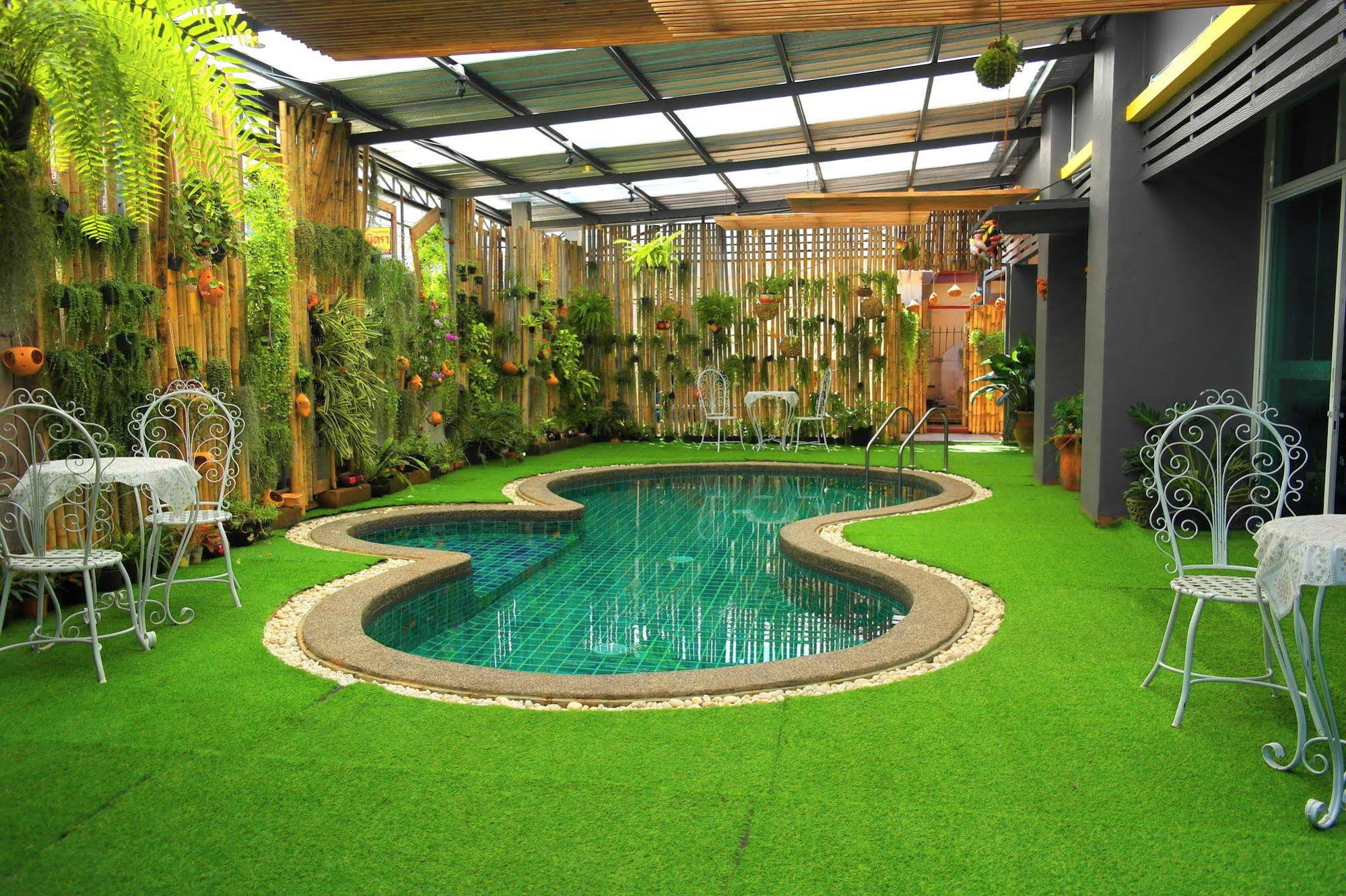 Saruda Phuket Hotel