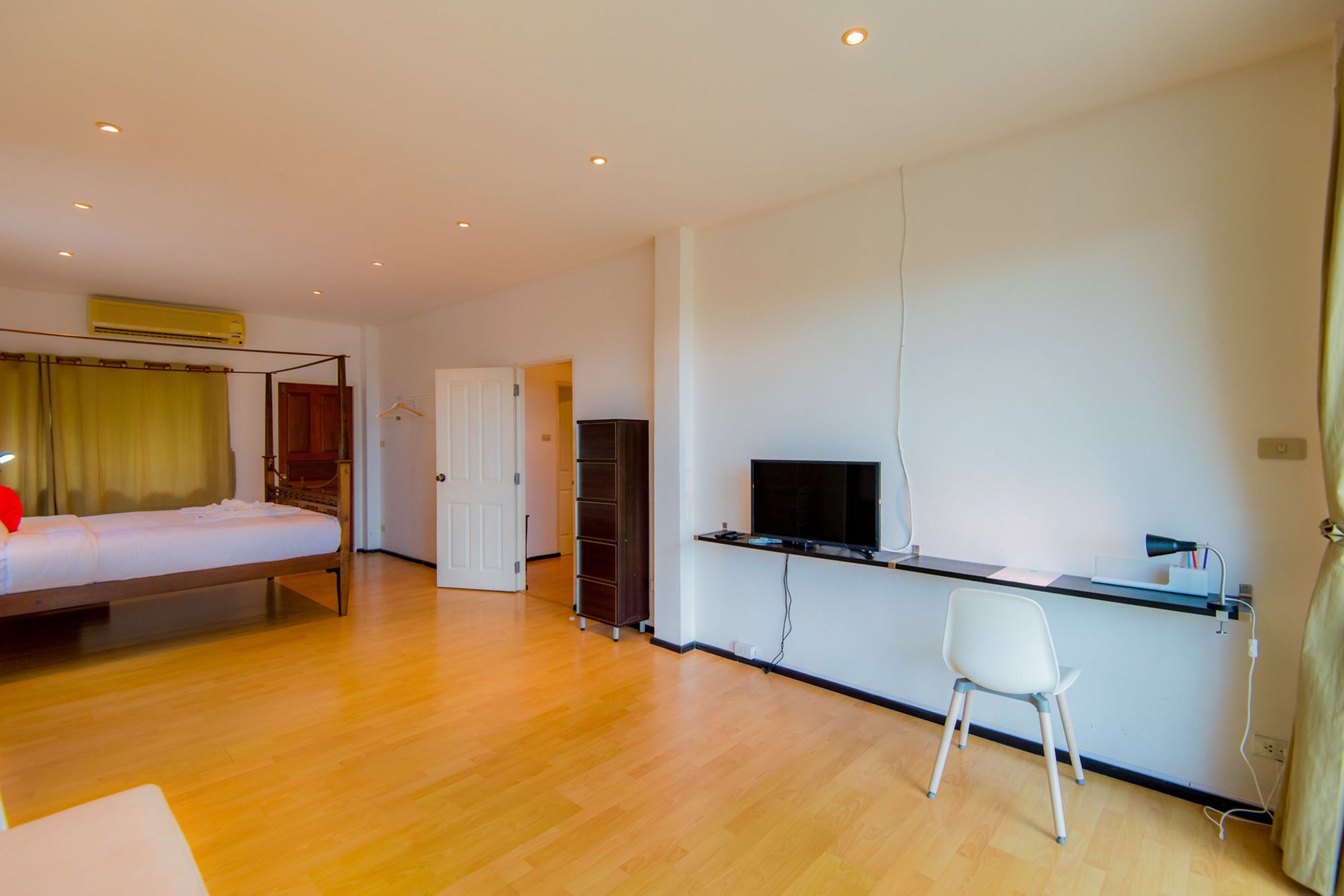 Tananza Pool Villa Nern Khao Phuket