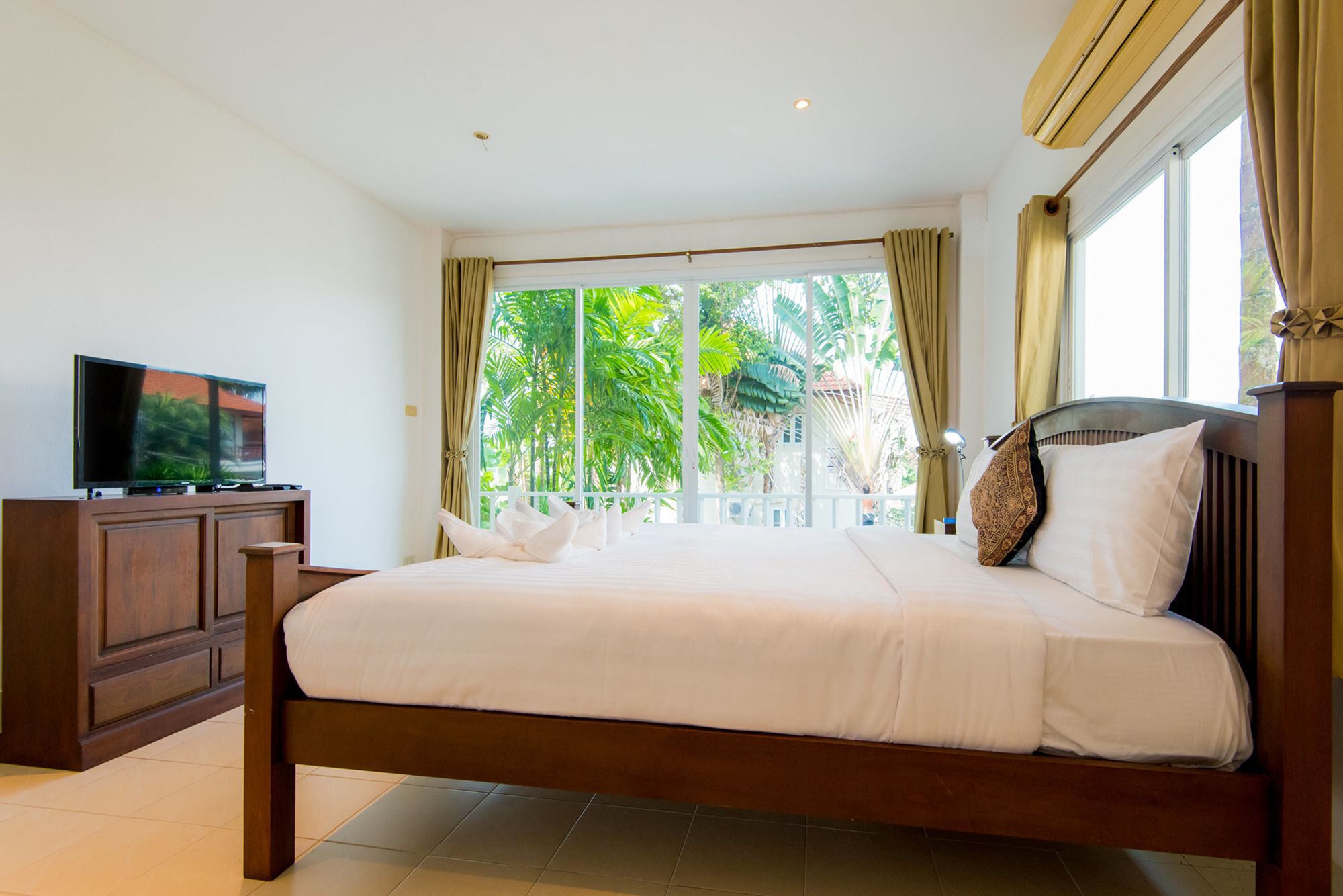 Tananza Pool Villa Nern Khao Phuket