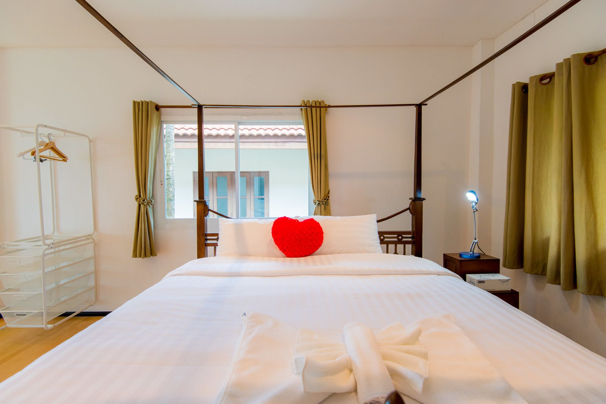 Tananza Pool Villa Nern Khao Phuket