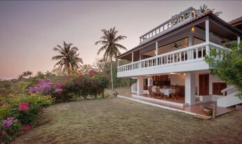 Baan Khunying - Secluded Beachfront