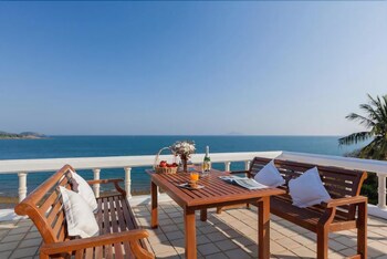 Baan Khunying - Secluded Beachfront