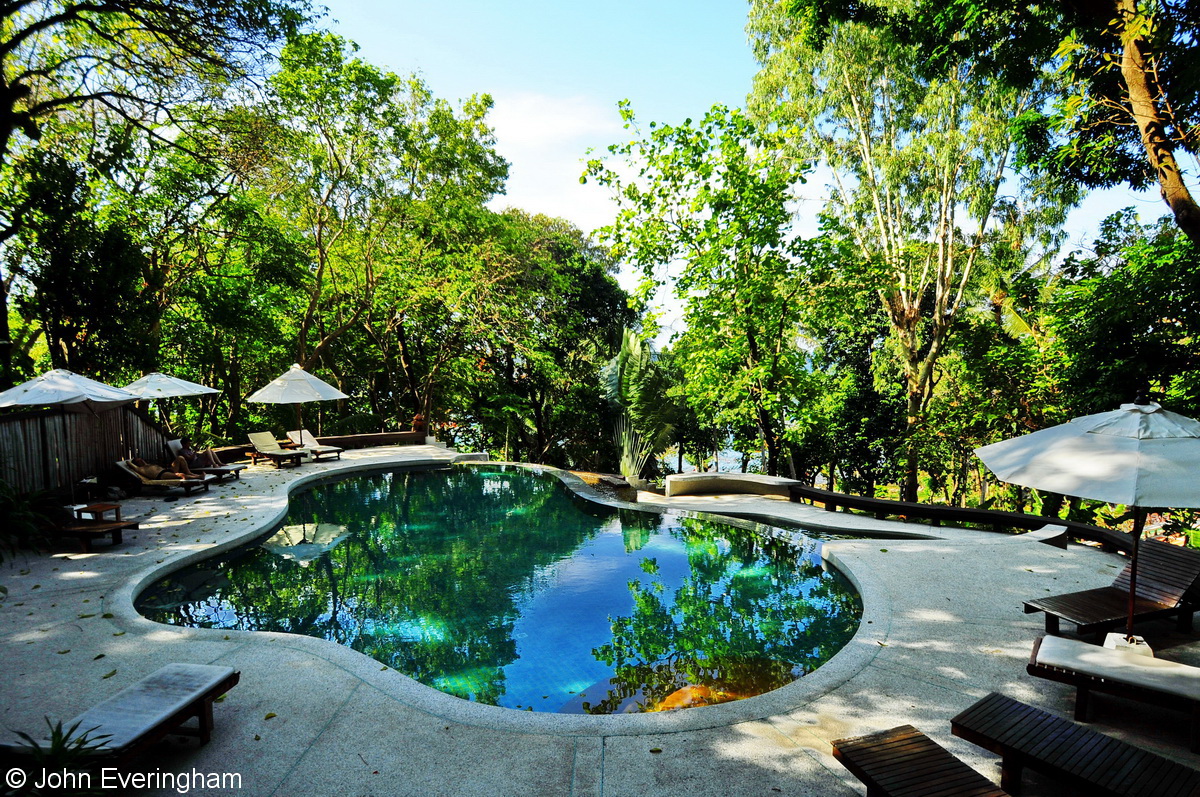 Baan Krating Phuket Resort