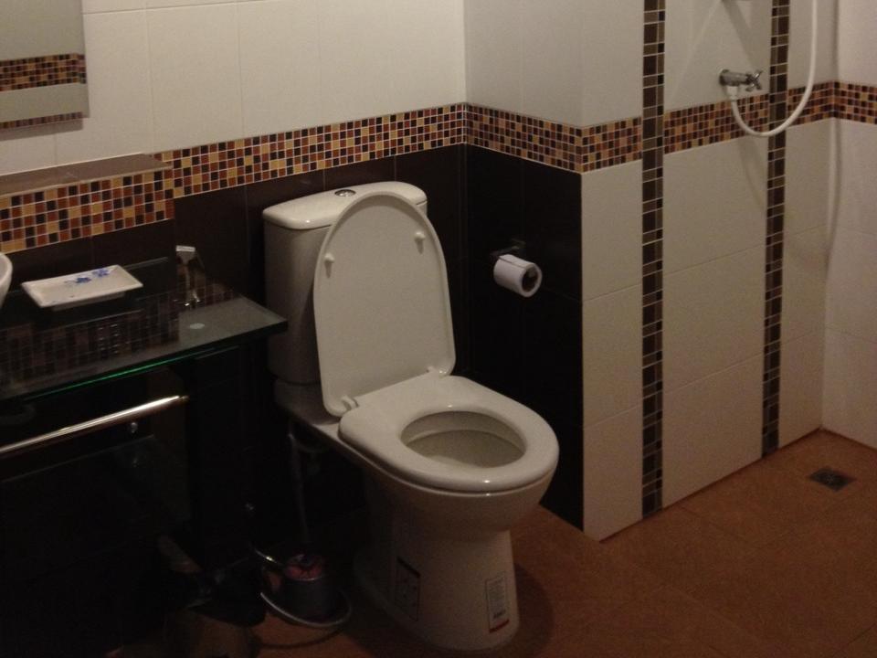 Benjamas Place