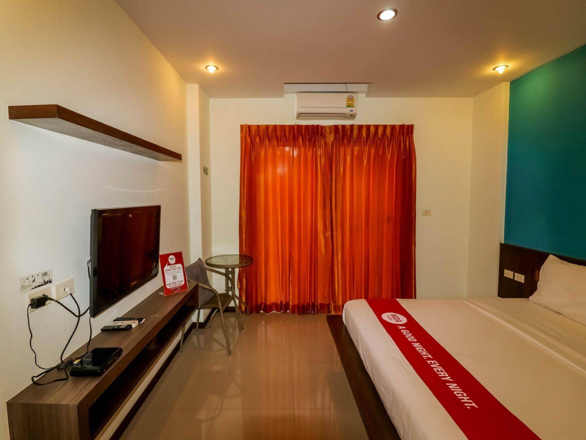 Benjamas Place by NIDA Rooms
