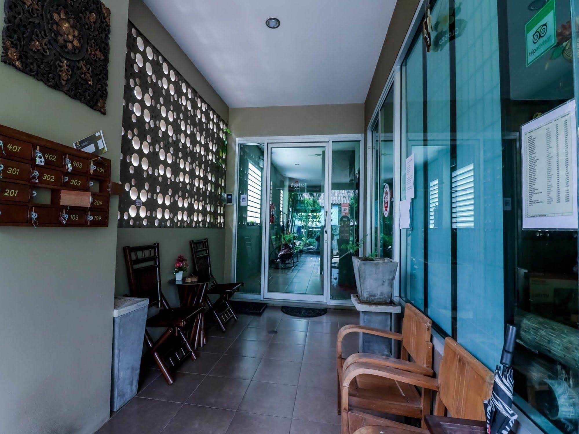 Benjamas Place by NIDA Rooms