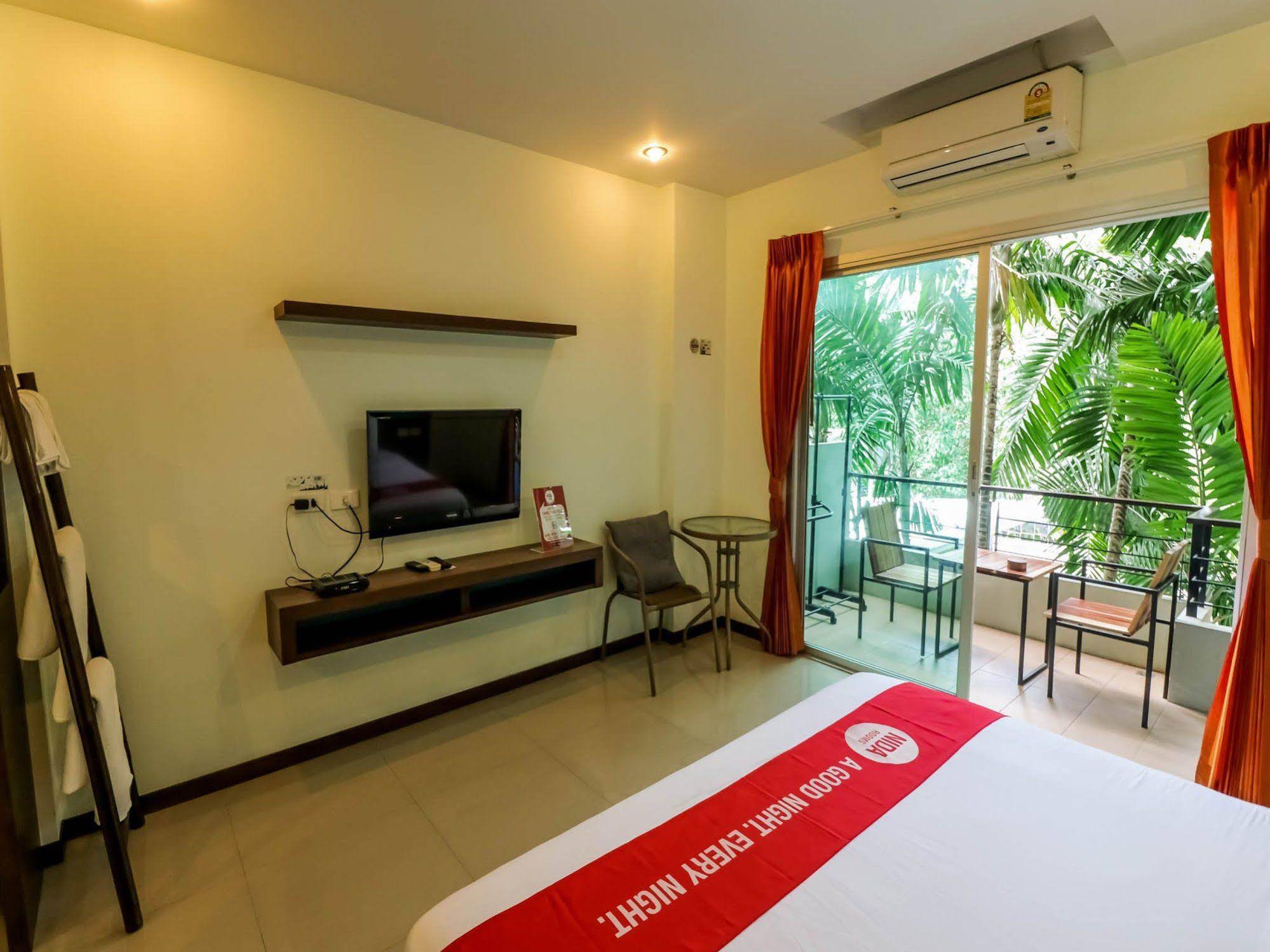 Benjamas Place by NIDA Rooms