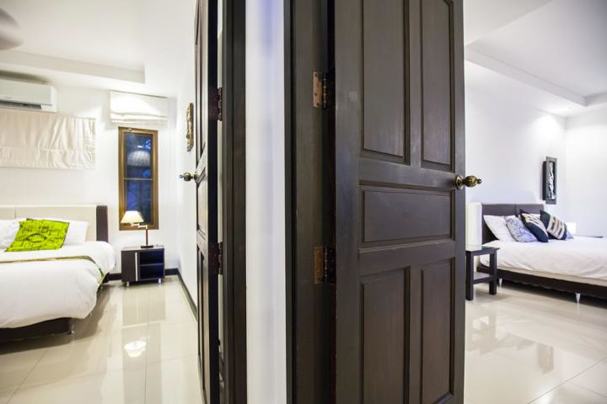 Champagne Villa by Jetta