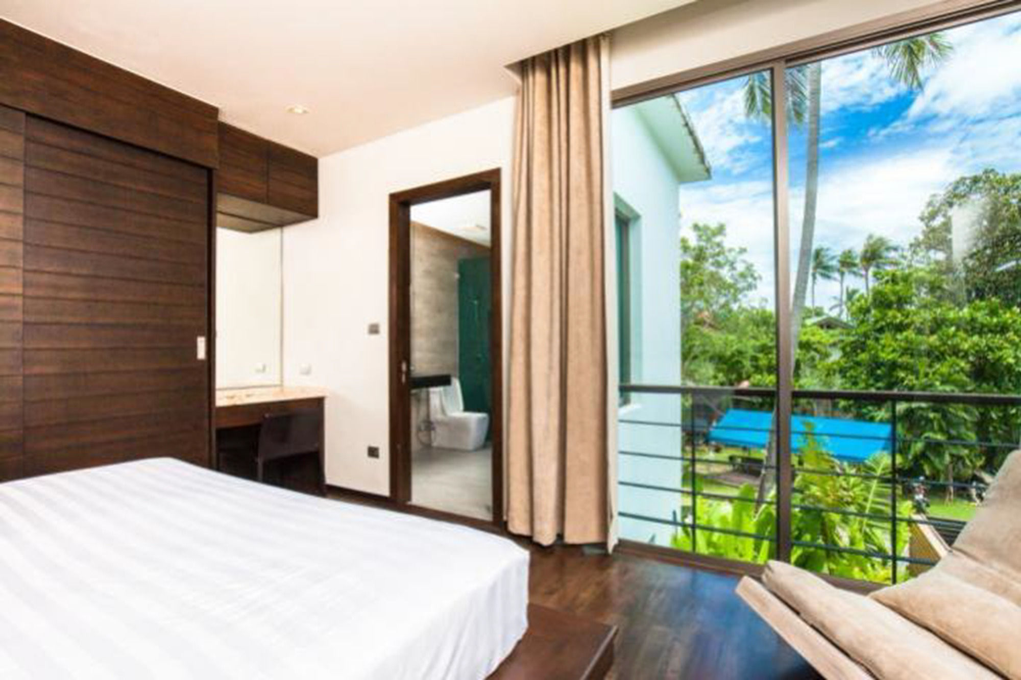 Chocolate Villa by Jetta