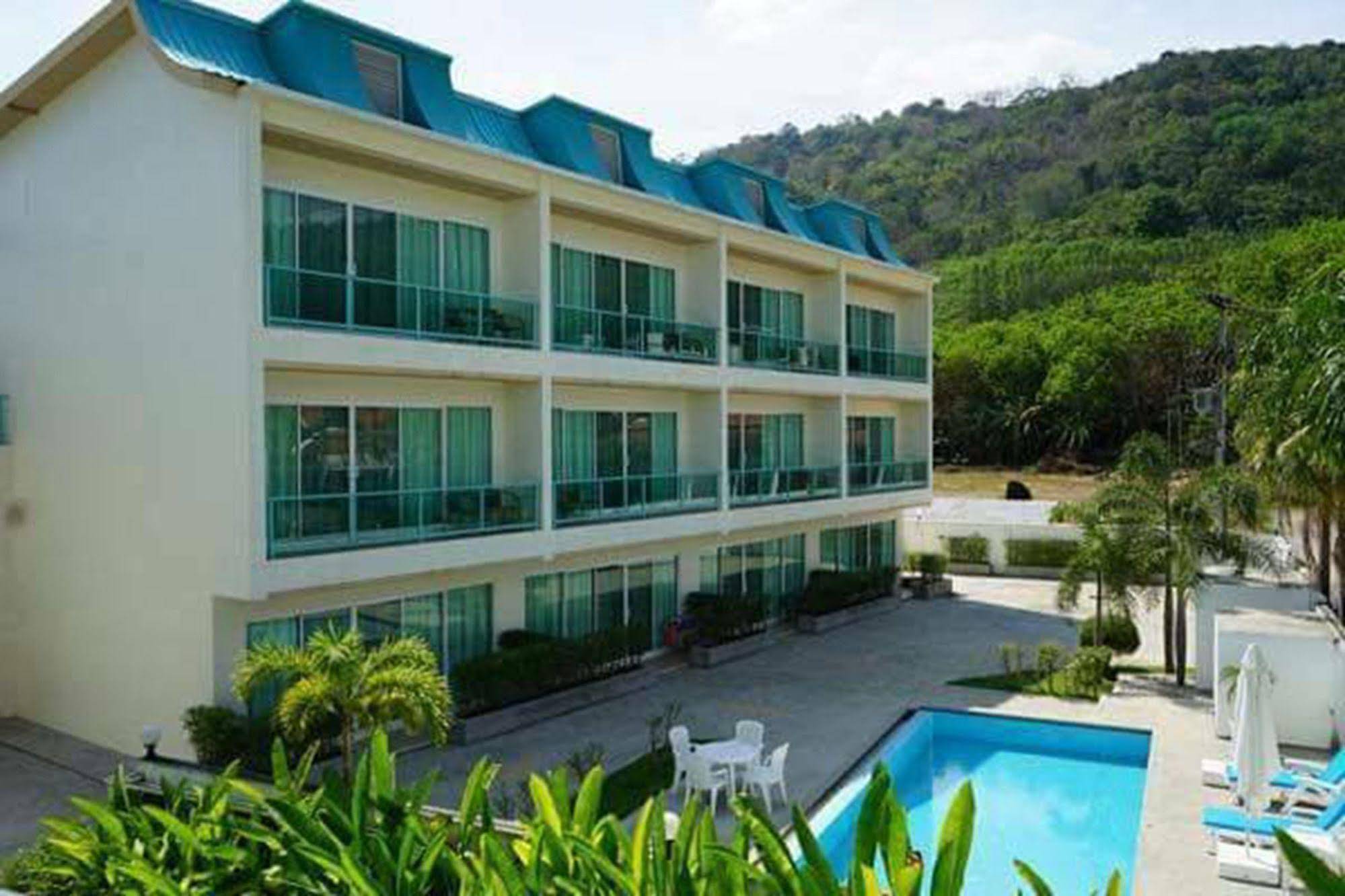 Condor Apartment