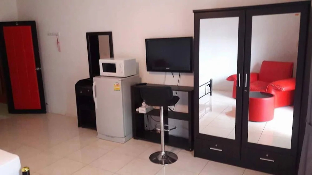 Room 4 Smart Travelers Rawai