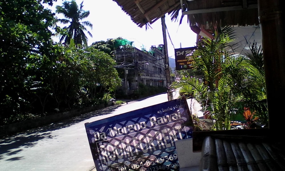 Room 4 Smart Travelers Rawai