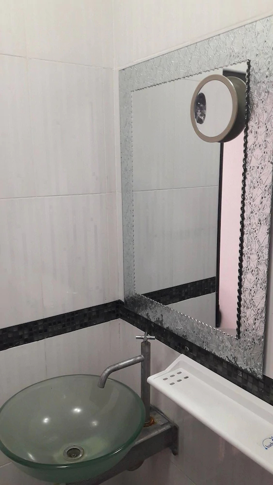 Room 4 Smart Travelers Rawai