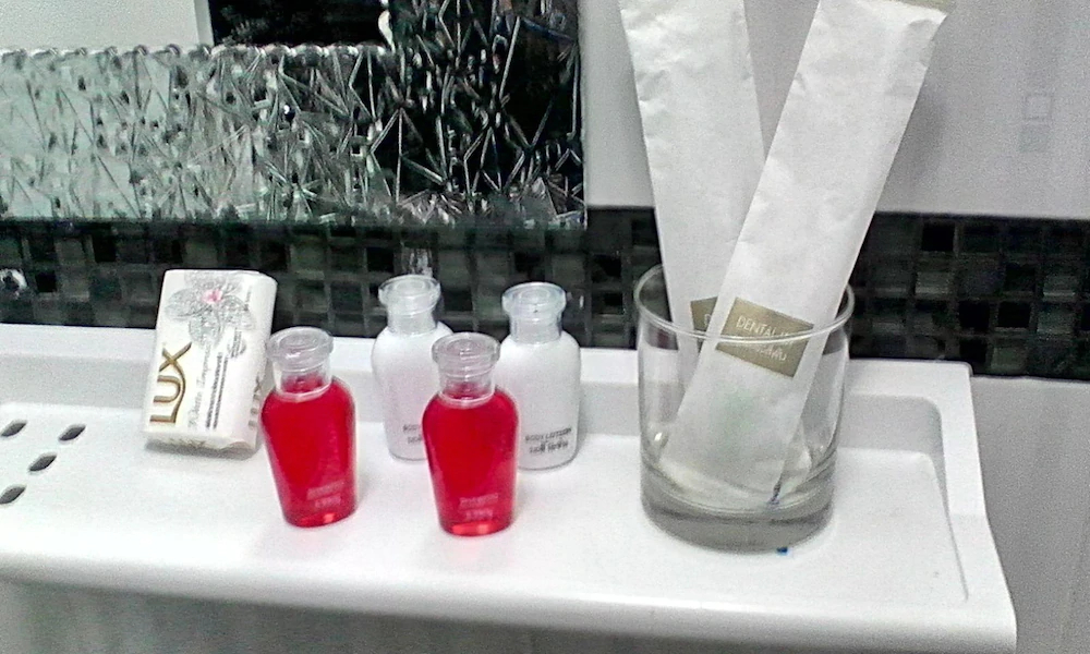 Room 4 Smart Travelers Rawai