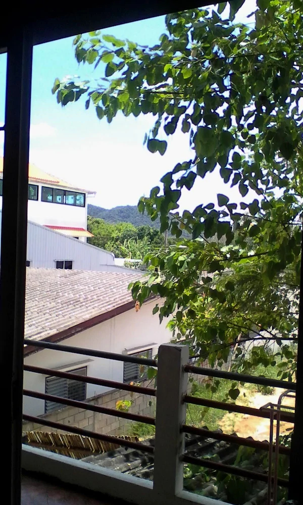 Room 4 Smart Travelers Rawai