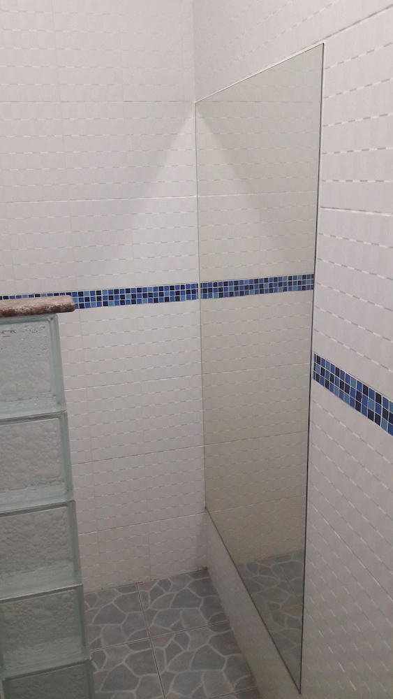 Room 4 Smart Travelers Rawai