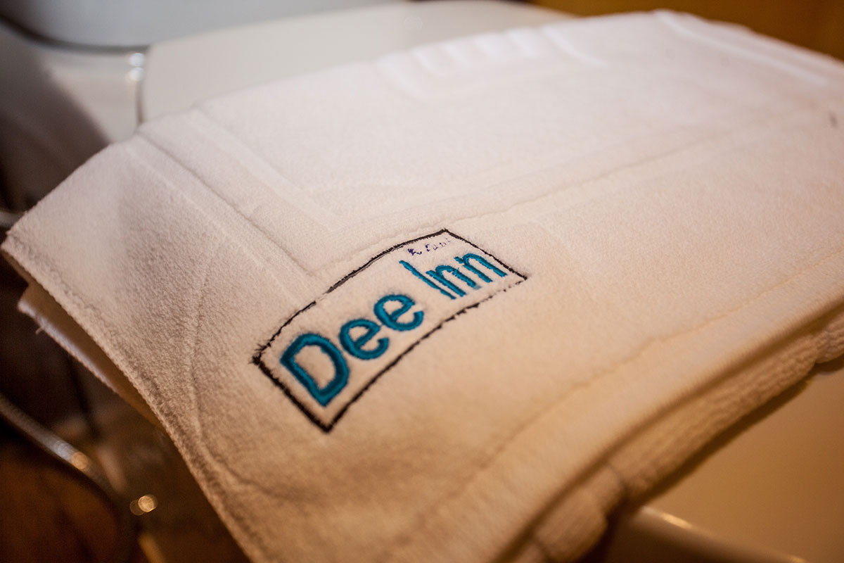 Dee Inn
