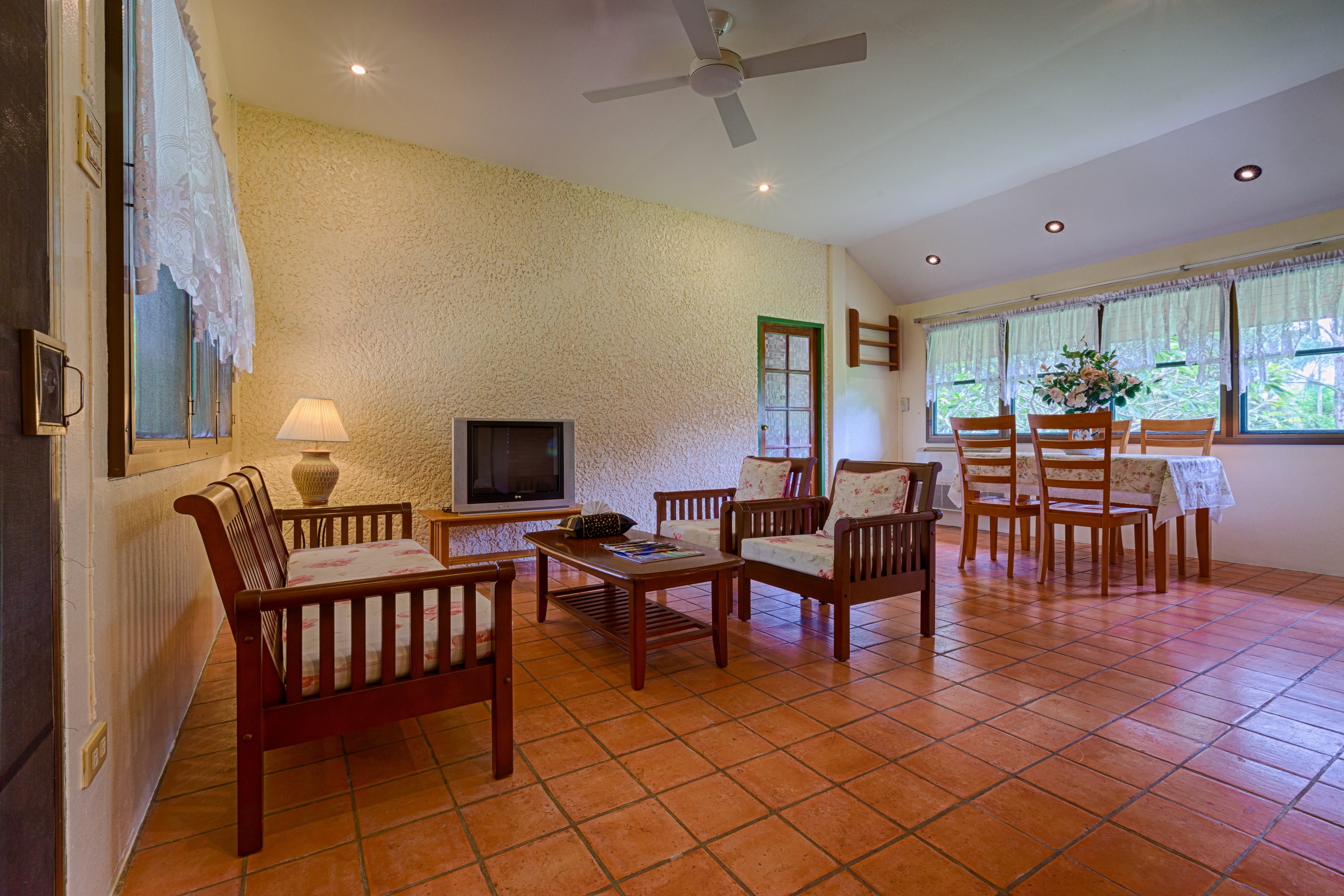 Fisherman Way Beach Resort