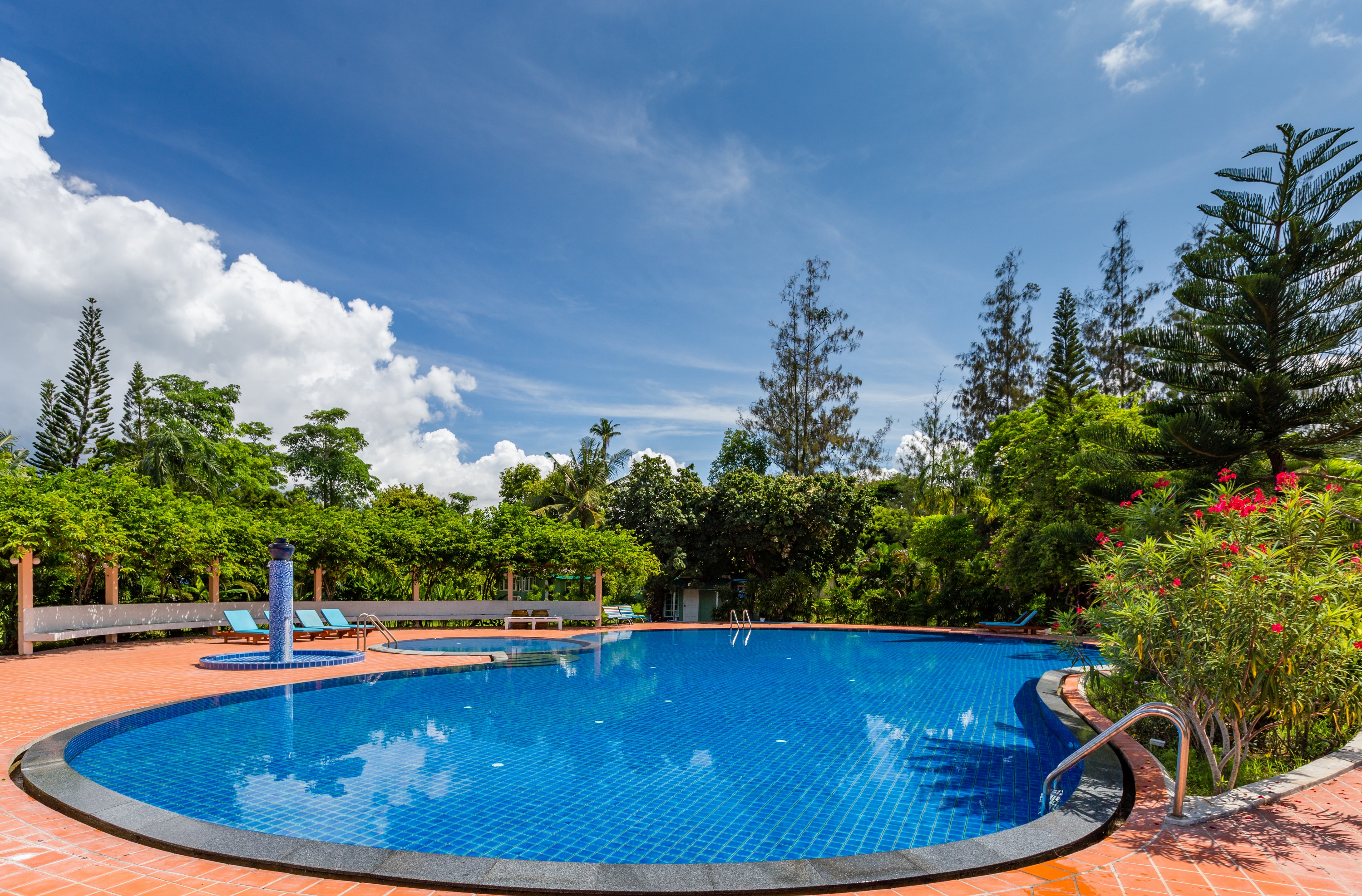 Fisherman Way Beach Resort