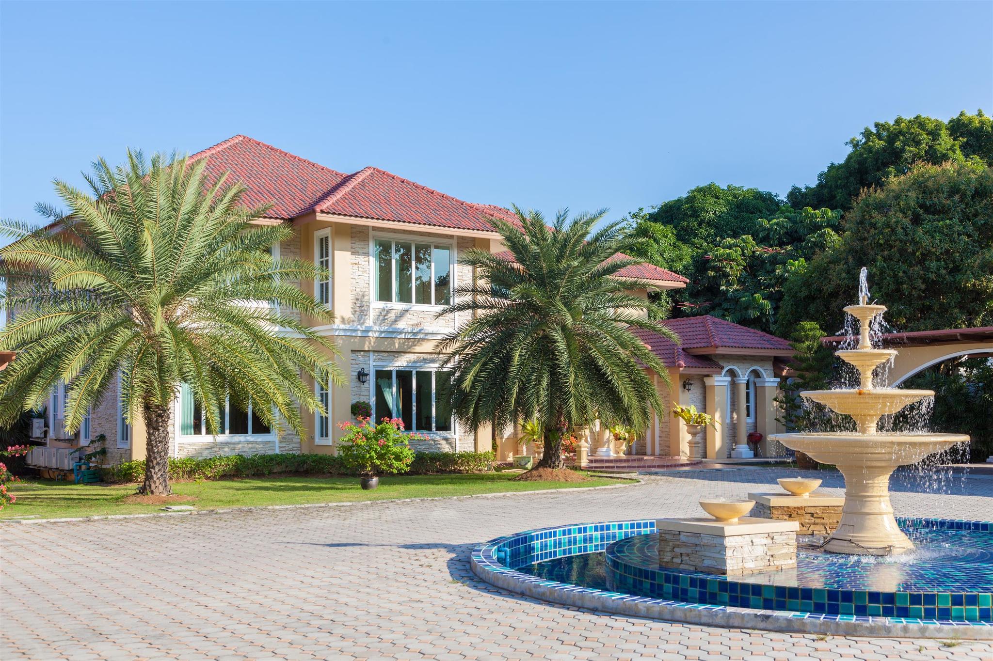 Fisherman Way Beach Resort