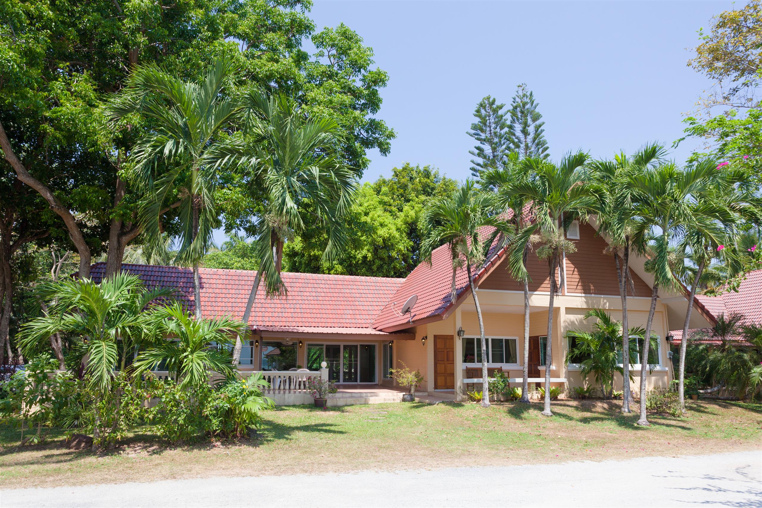 Fisherman Way Beach Resort