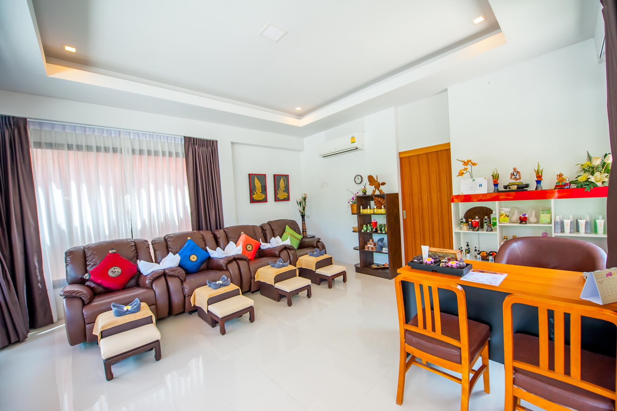 Grand Nai Harn Suites