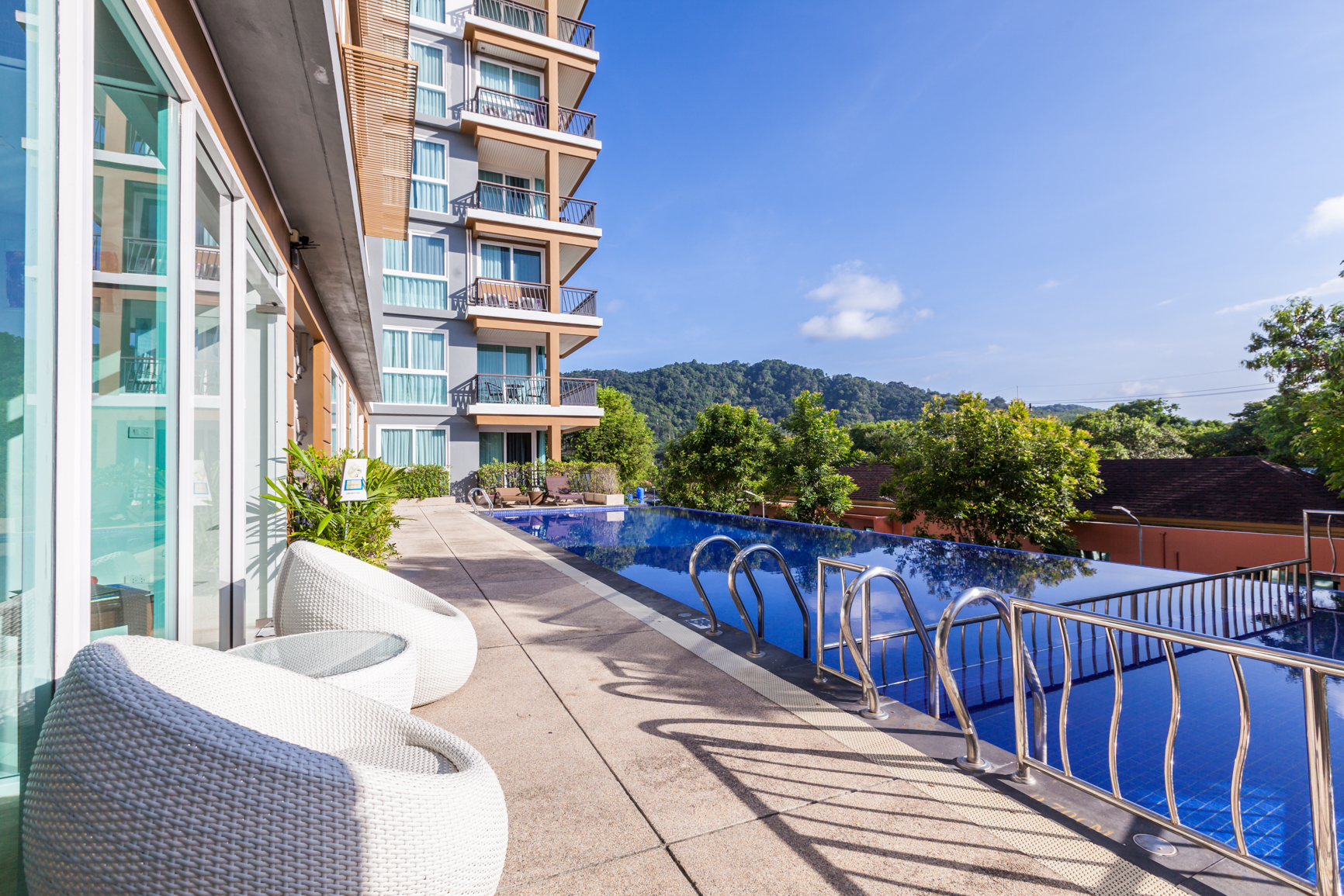 Grand Nai Harn Suites