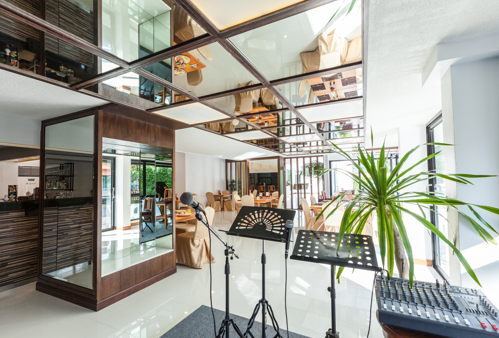 Grand Nai Harn Suites