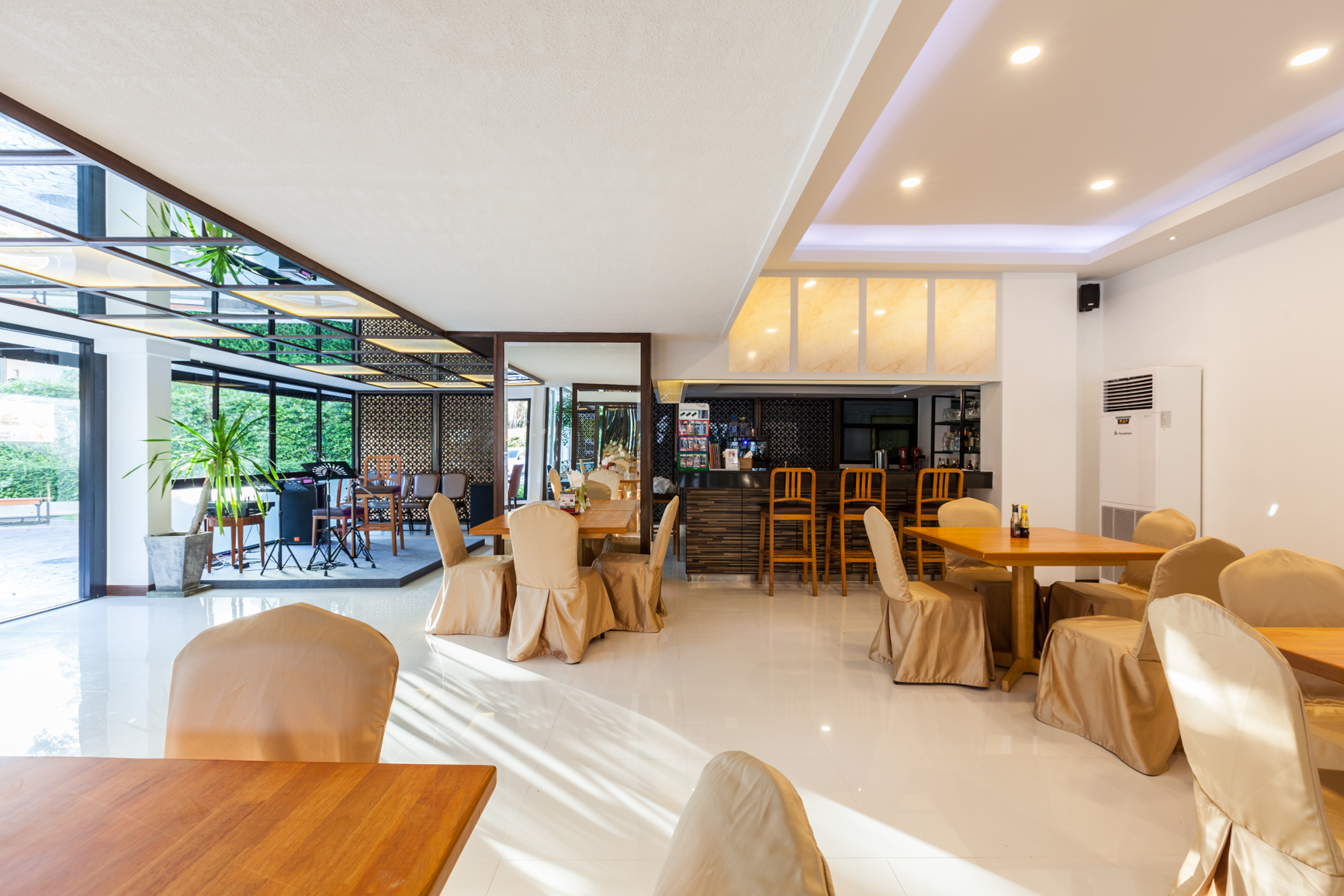 Grand Nai Harn Suites