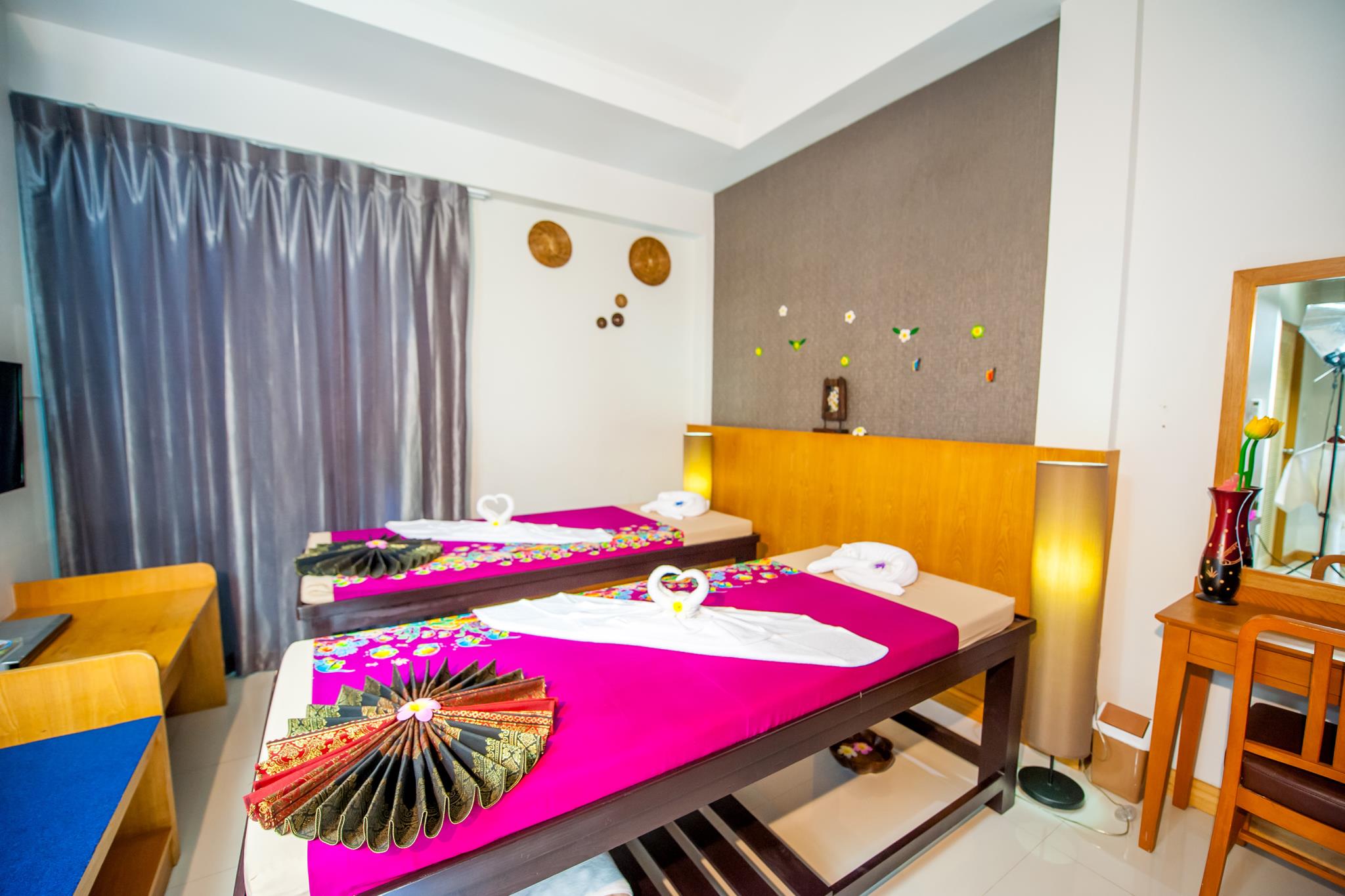 Grand Nai Harn Suites