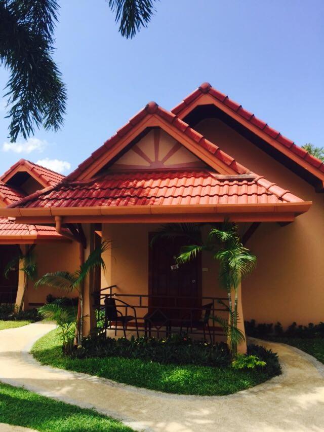 Happy Elephant Resort