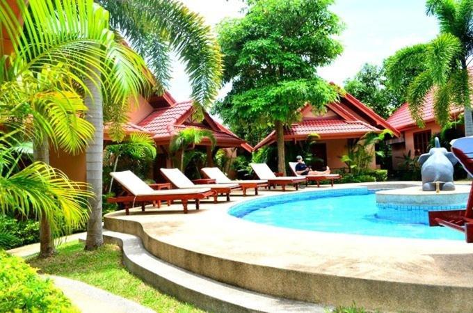 Happy Elephant Resort