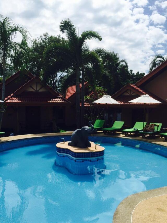 Happy Elephant Resort