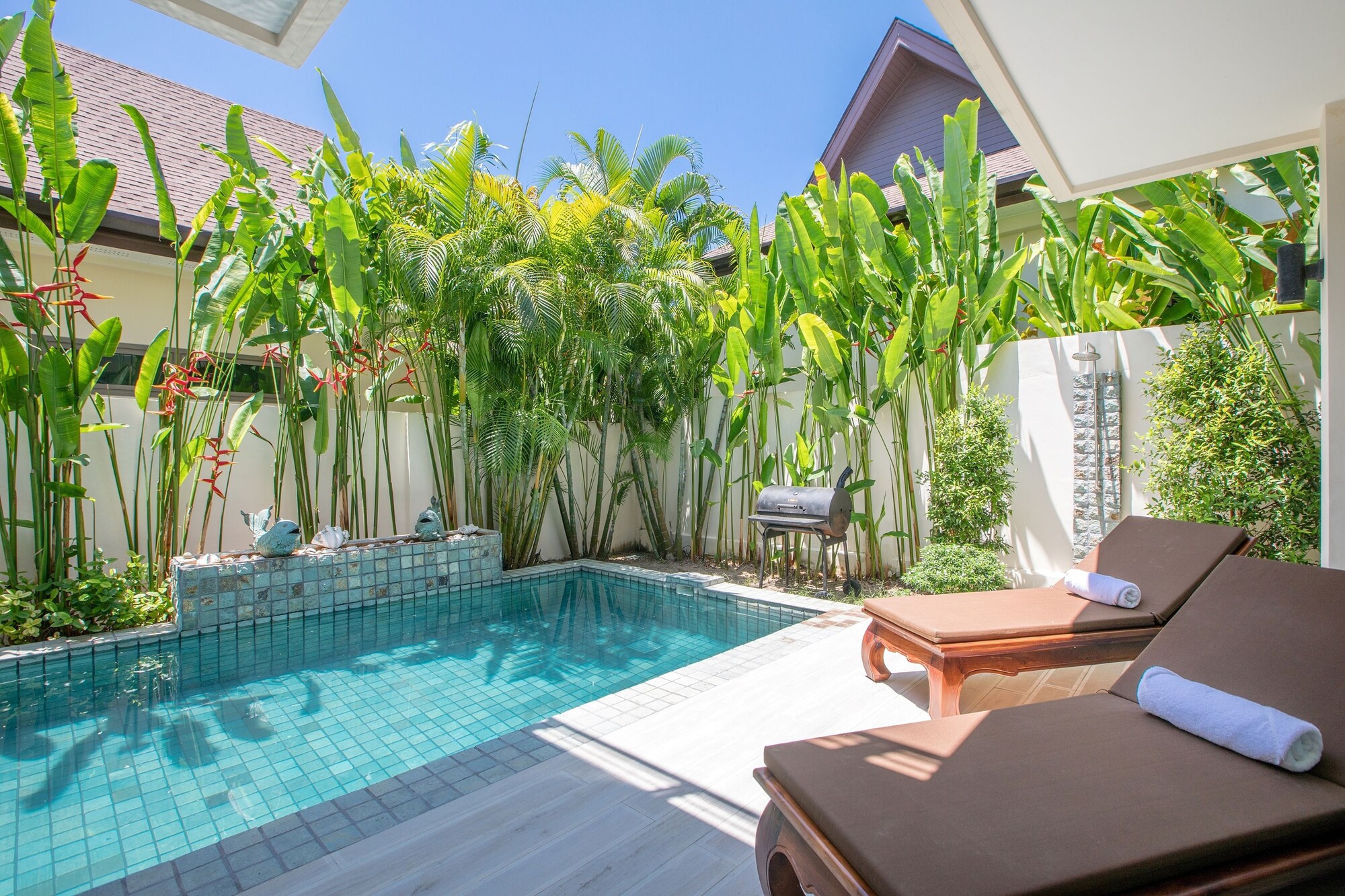 Laem Ka Villas by TropicLook