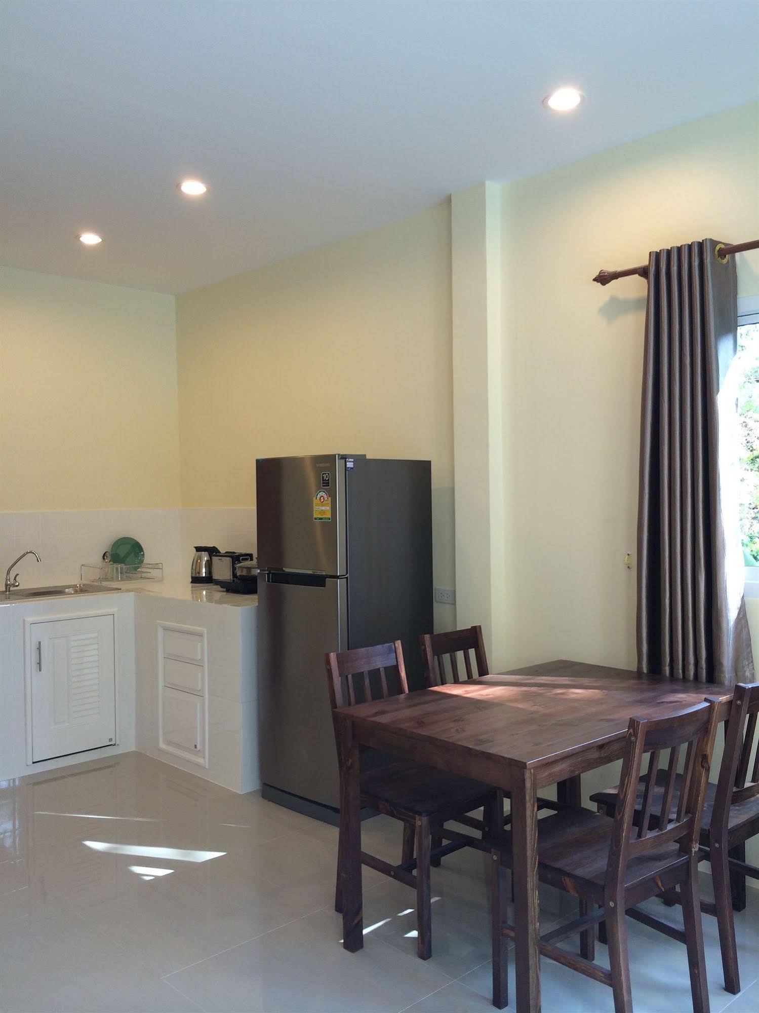 Lucky Lek Resort