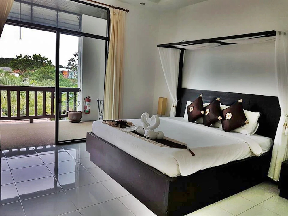 Monaburi Boutique Resort