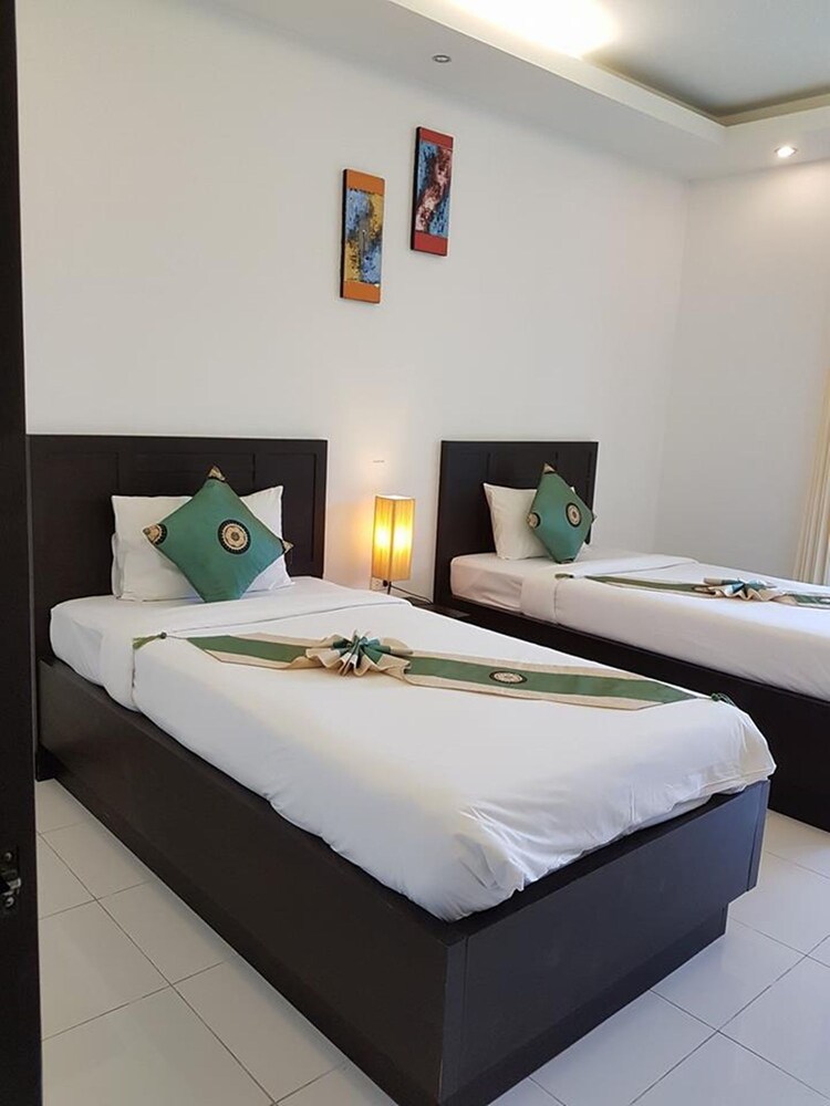 Monaburi Boutique Resort