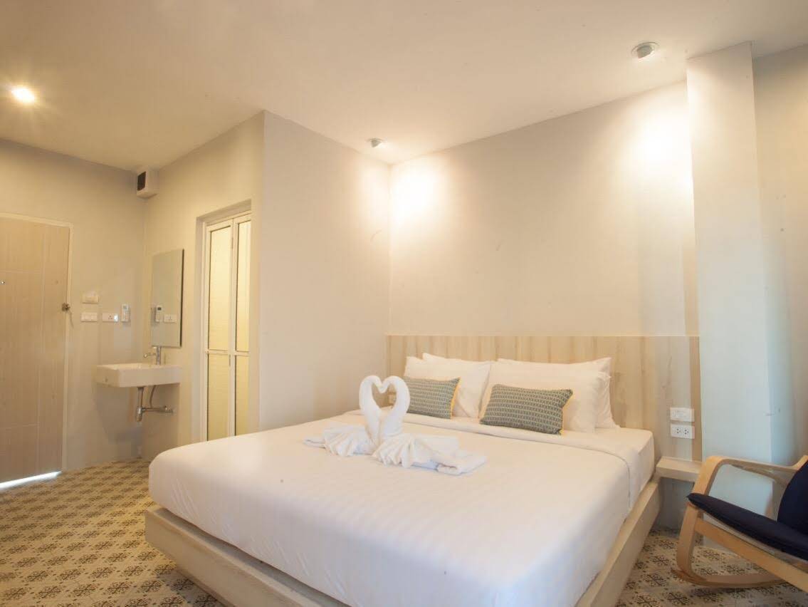 Nature Pine Residence