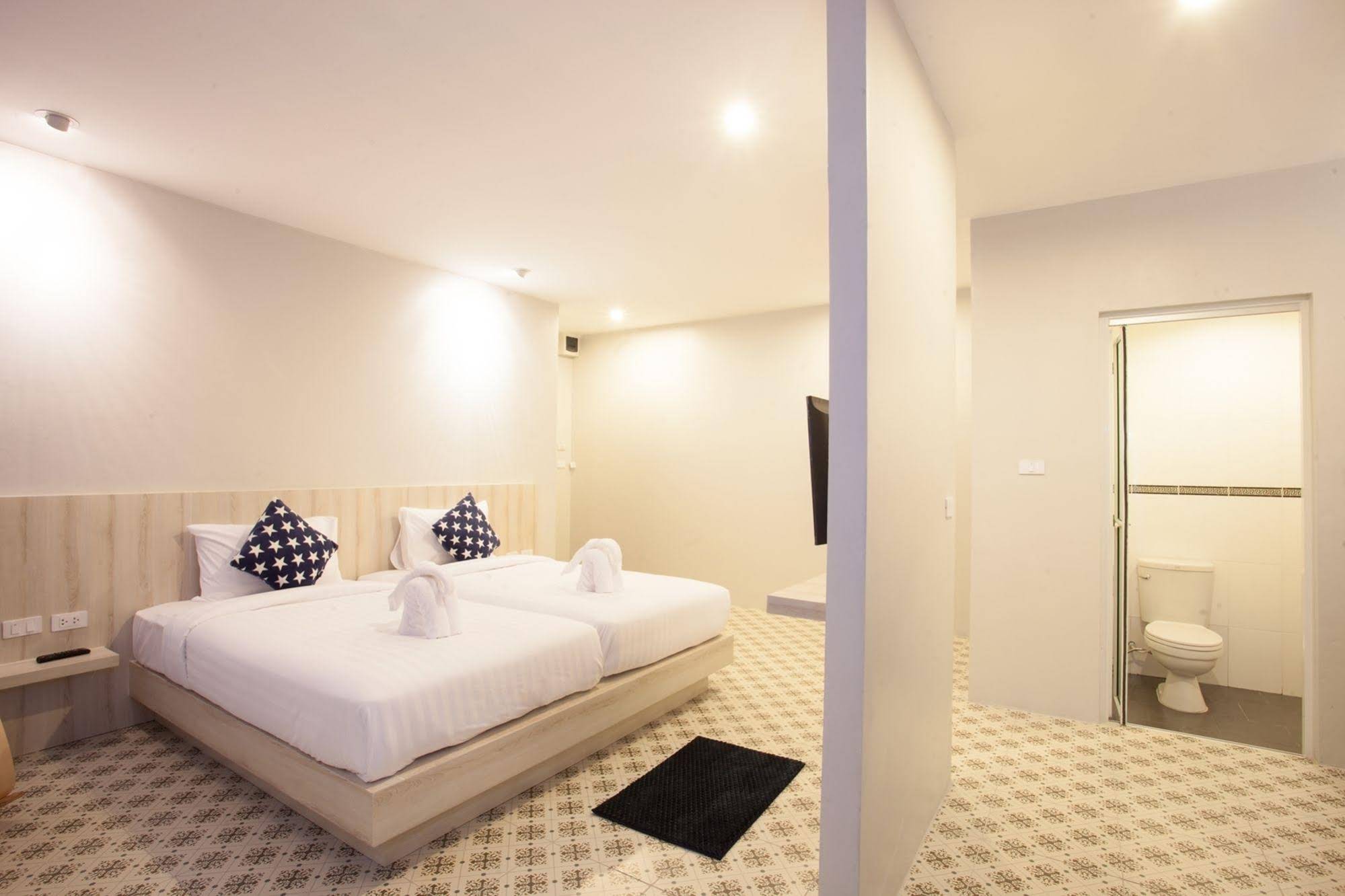 Nature Pine Residence