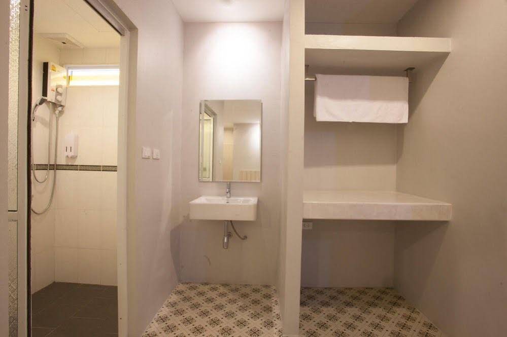 Nature Pine Residence