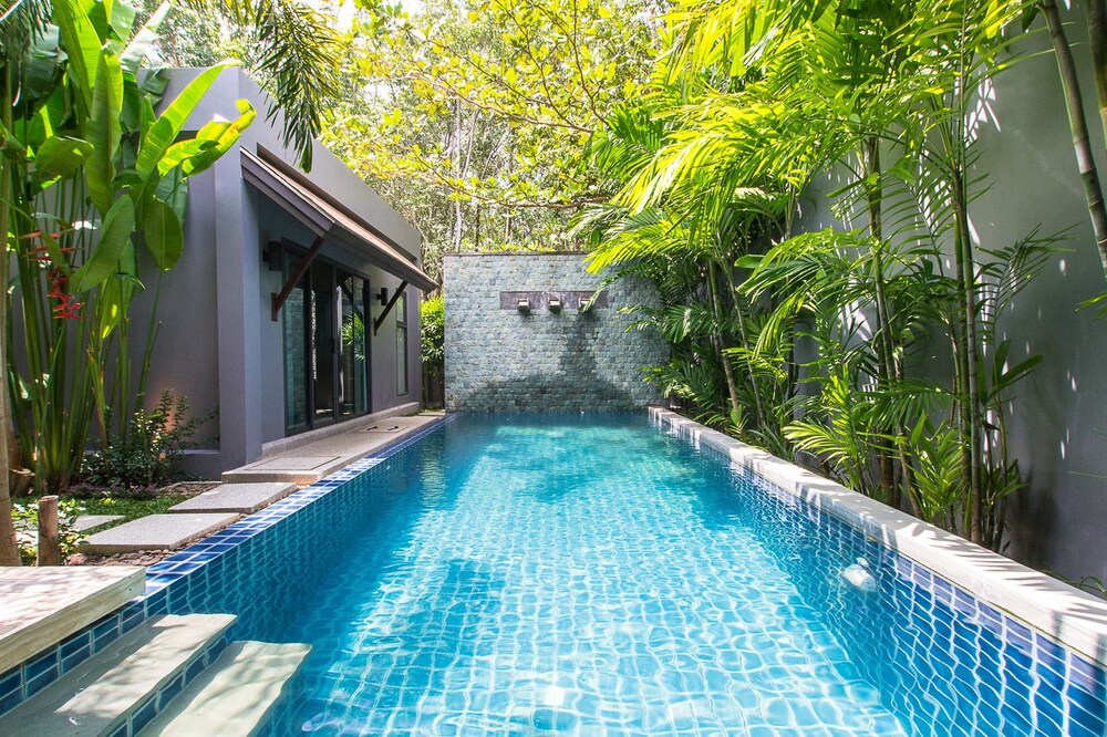 Onyx Pool Villa by Rents In Phuket