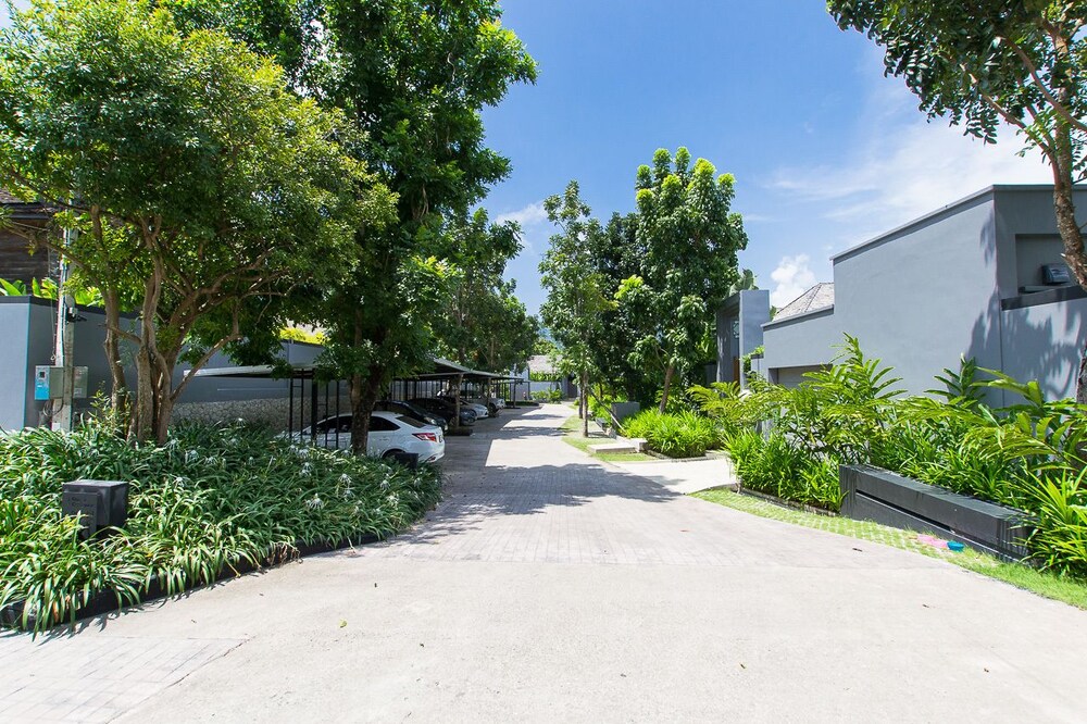 Onyx Pool Villa by Rents In Phuket