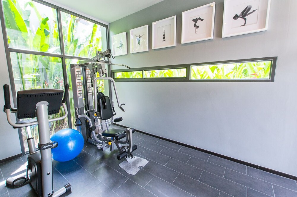 Onyx Pool Villa by Rents In Phuket